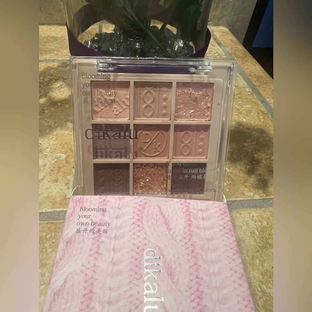 Eye palette